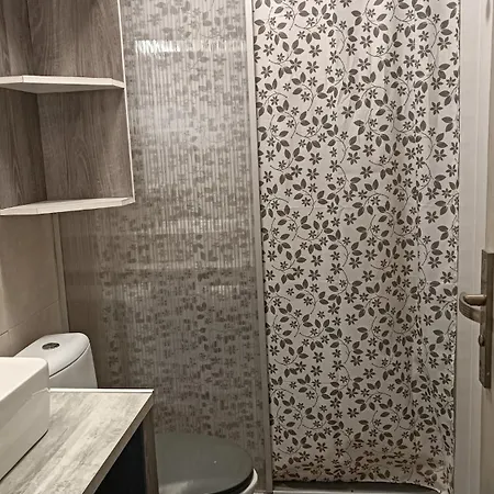 Ganivelles 2 Climatise 300m Apartman *